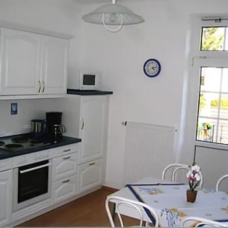 Badehausallee 20 1 *